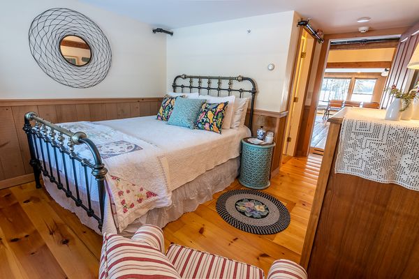9 & 10 Tranquility Ln