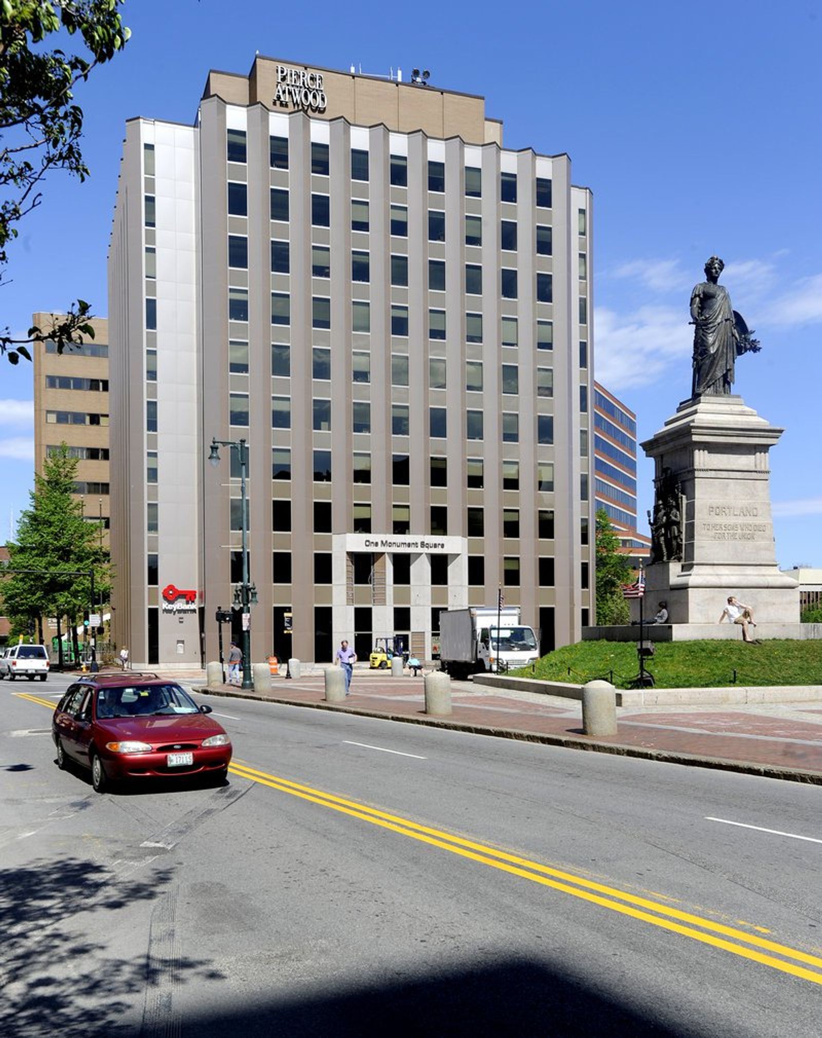 Photo 18 of 1 Monument Sq
