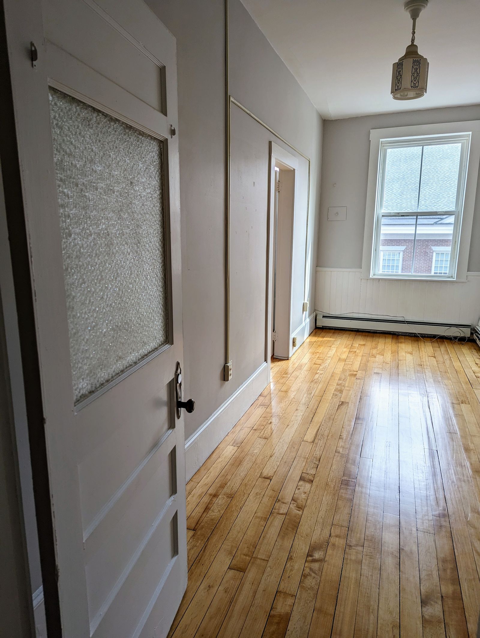Photo 4 of 92 Front Street
