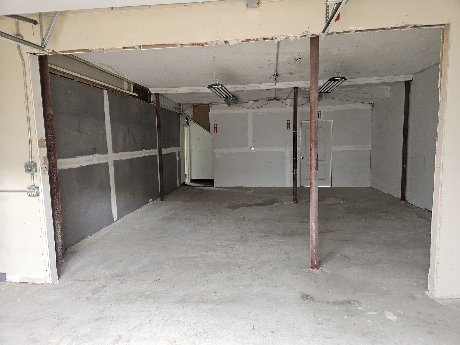 Photo 10 of 214 Central St