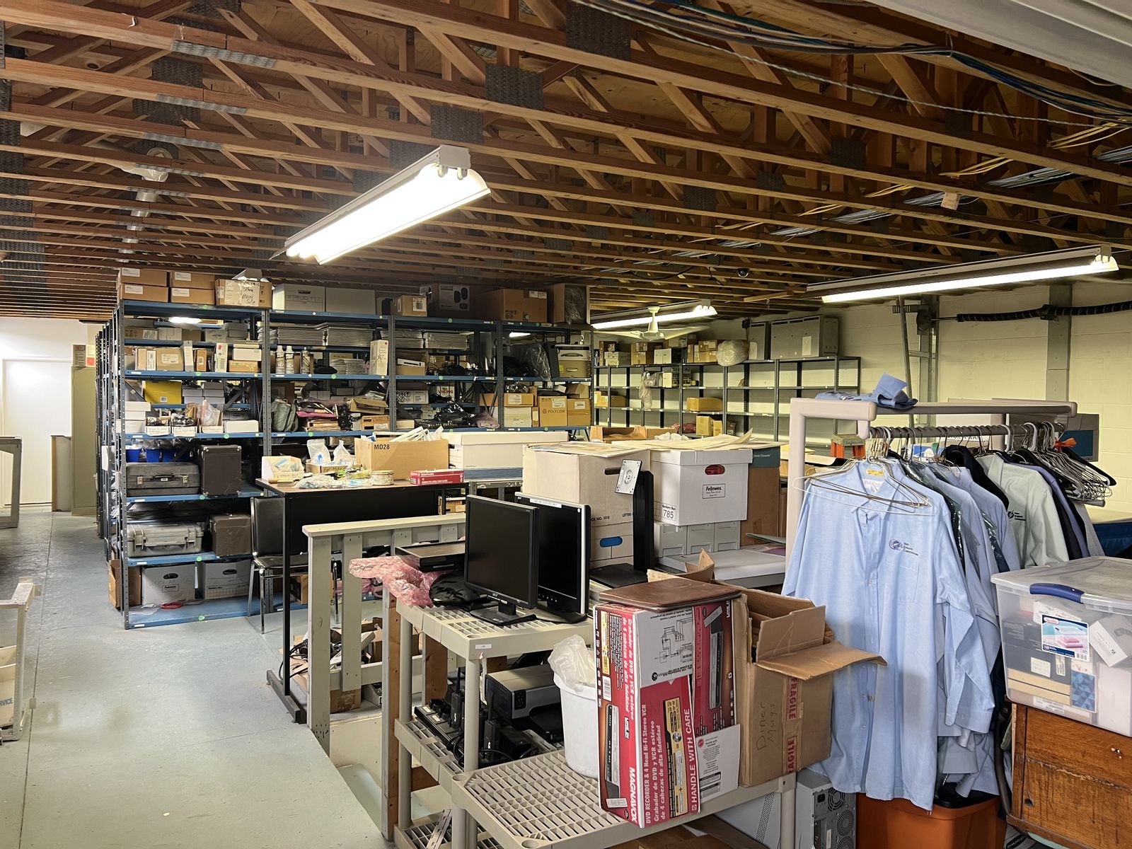Photo 6 of Office/Warehouse For Sale