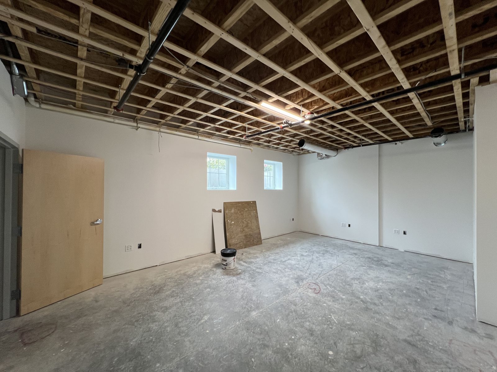 Photo 6 of 118 Portsmouth Ave