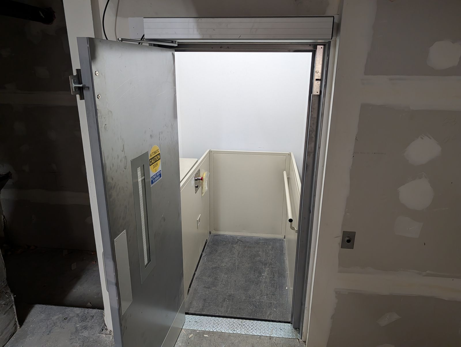 Photo 25 of Class A Office Suite Available For Lease