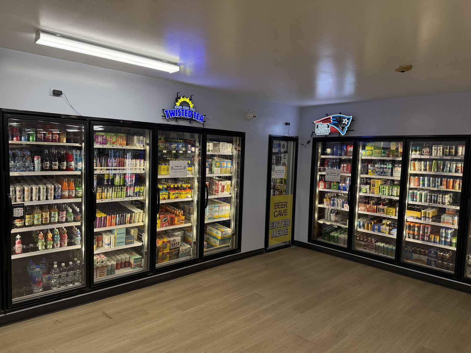 Photo 11 of Grocery Store 
