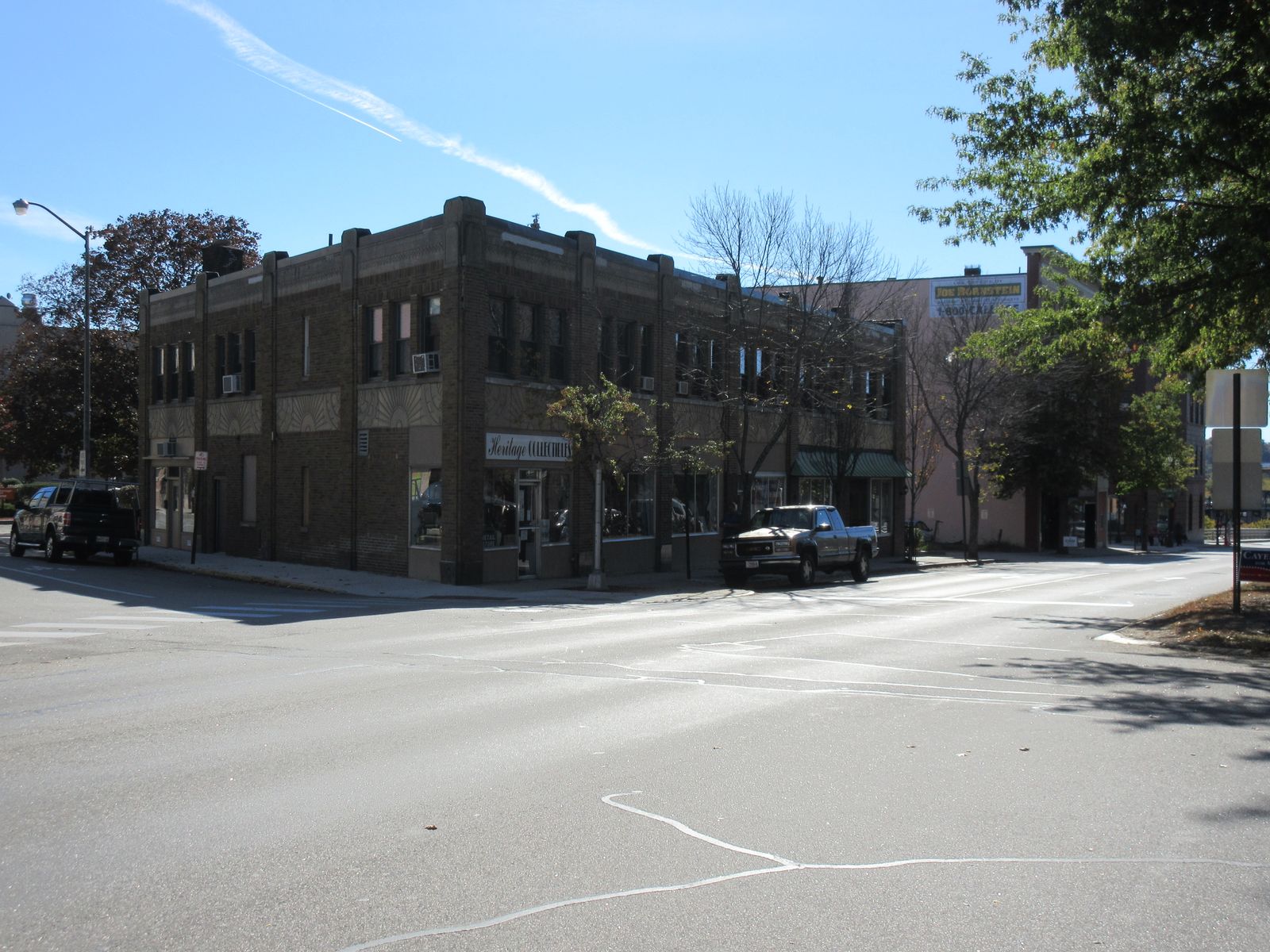 Photo 11 of 183 Main St