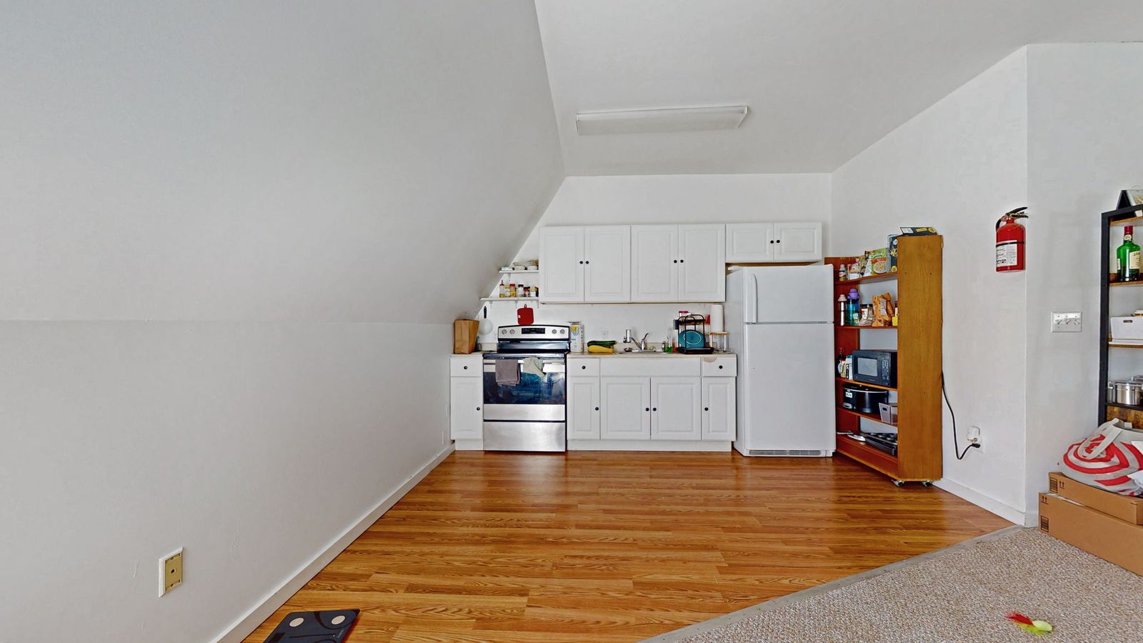 Photo 19 of 104 Lincolnville Avenue