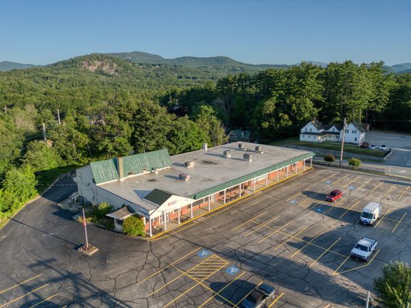 2,400 SF Office or Retail Space