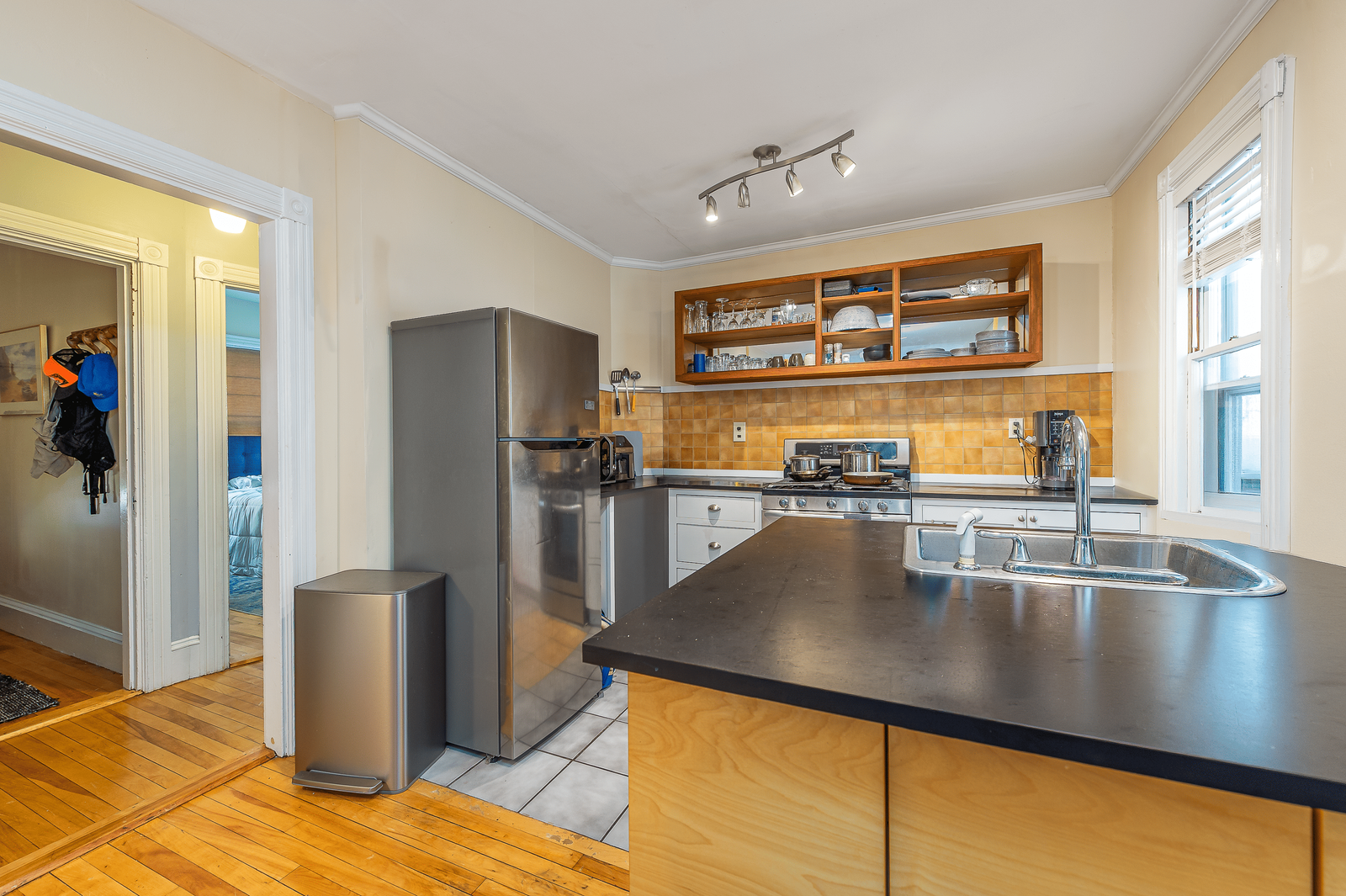 Photo 17 of Exceptional 2-unit multi-family in the heart of Portland's Parkside neighborhood!
