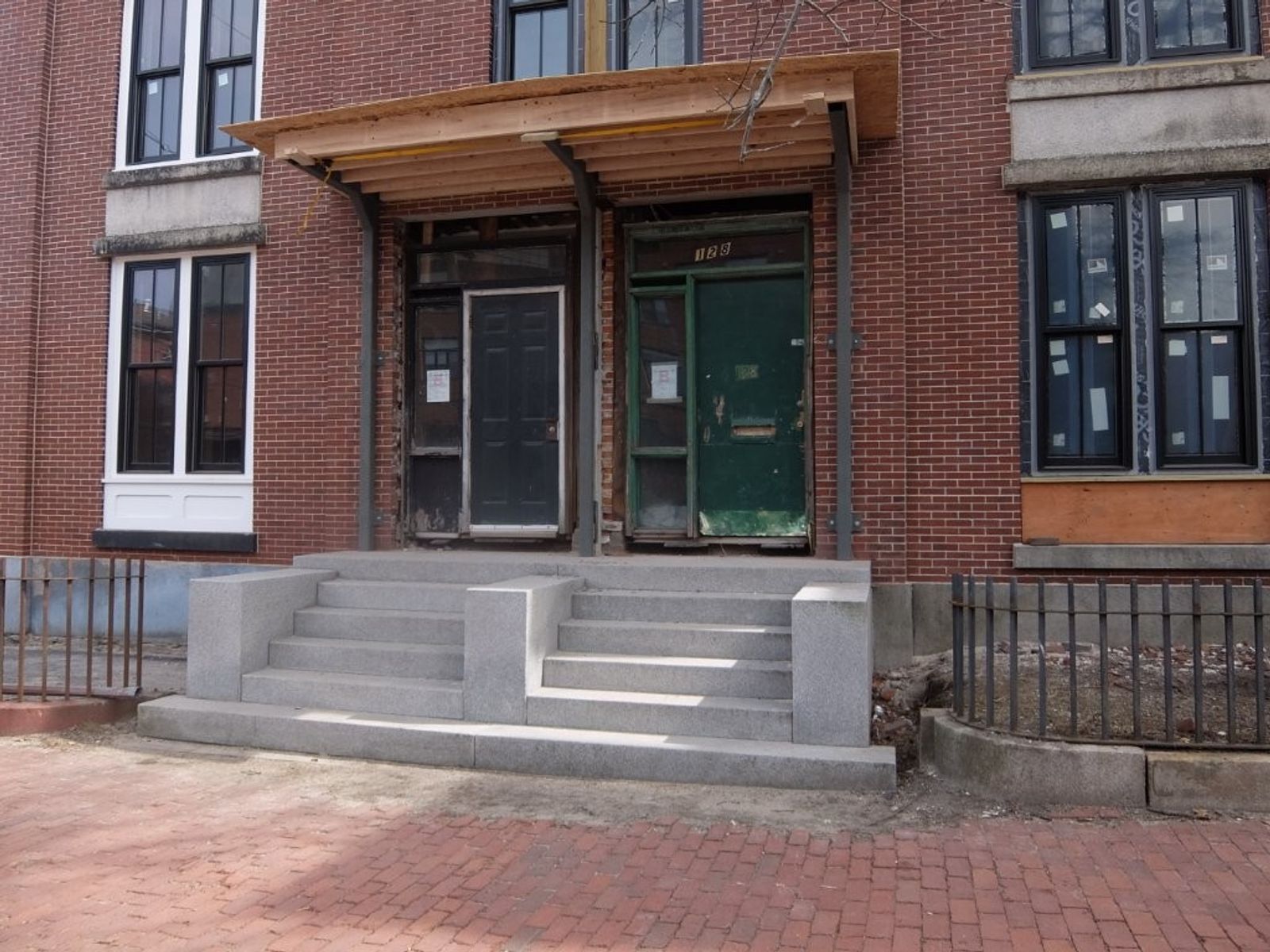 Photo 4 of 126 Danforth St