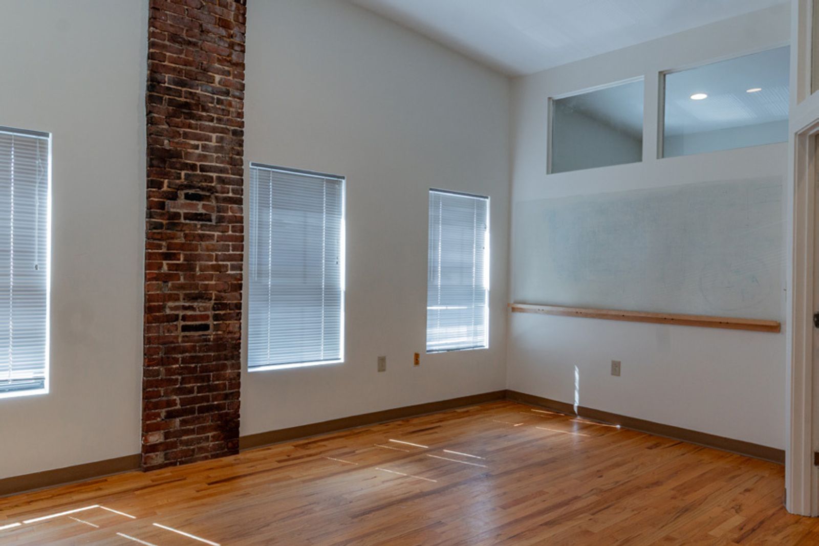Photo 3 of Office Space For Lease
