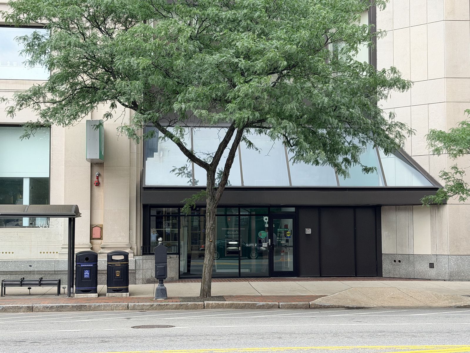 Photo 1 of 1,650–3,300± SF Retail / Professional Space / Downtown Manchester