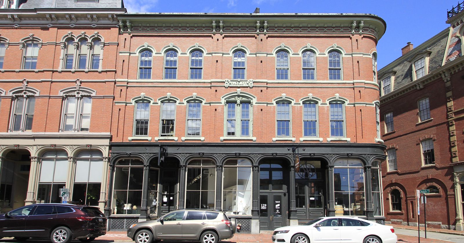 Photo 3 of 131 Middle Street
