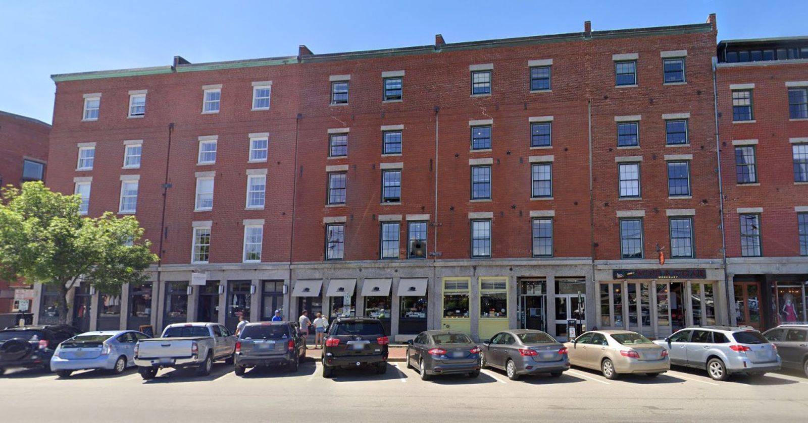 Photo 1 of 225 Commercial Street