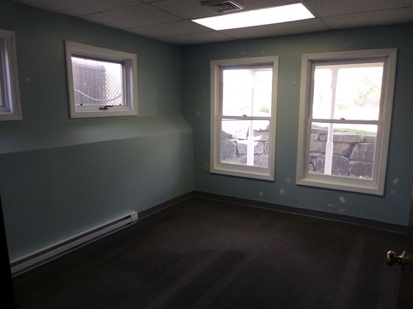 401 Gilford Ave