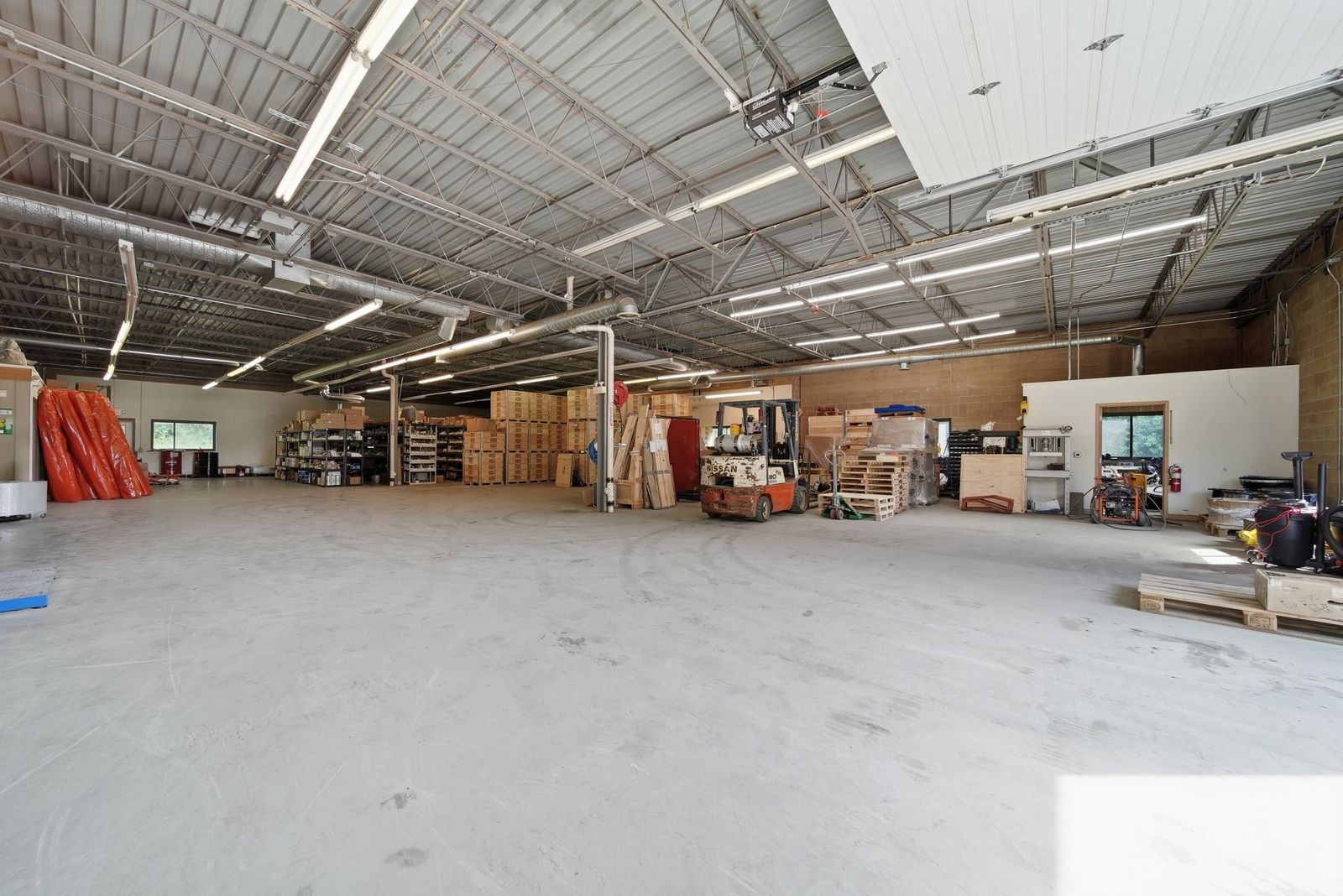 Photo 20 of ±9,955 SF Flex/Industrial Building – 1 Mile from I-93