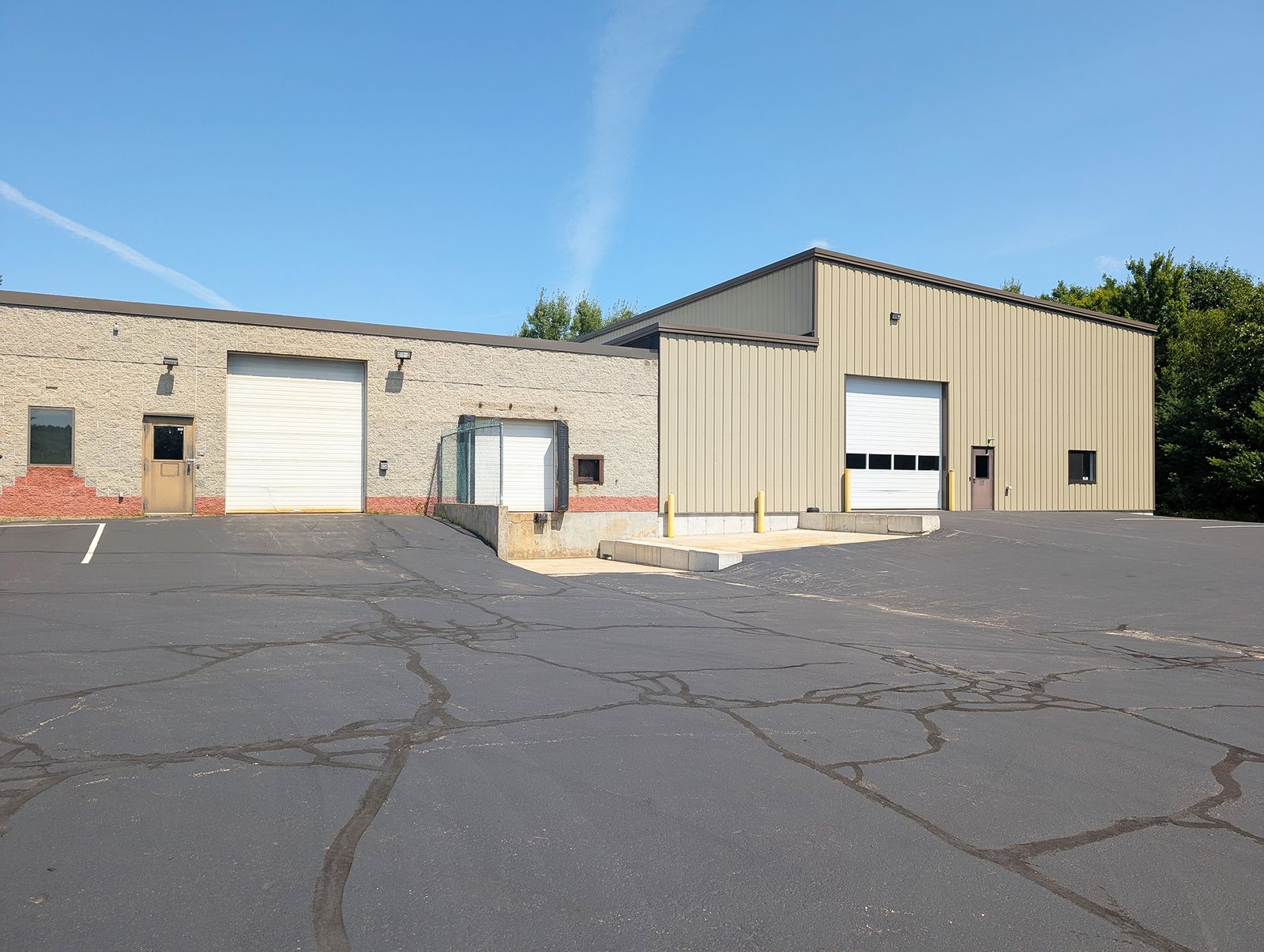 Photo 6 of Sublease - 13,760± SF Industrial Building
