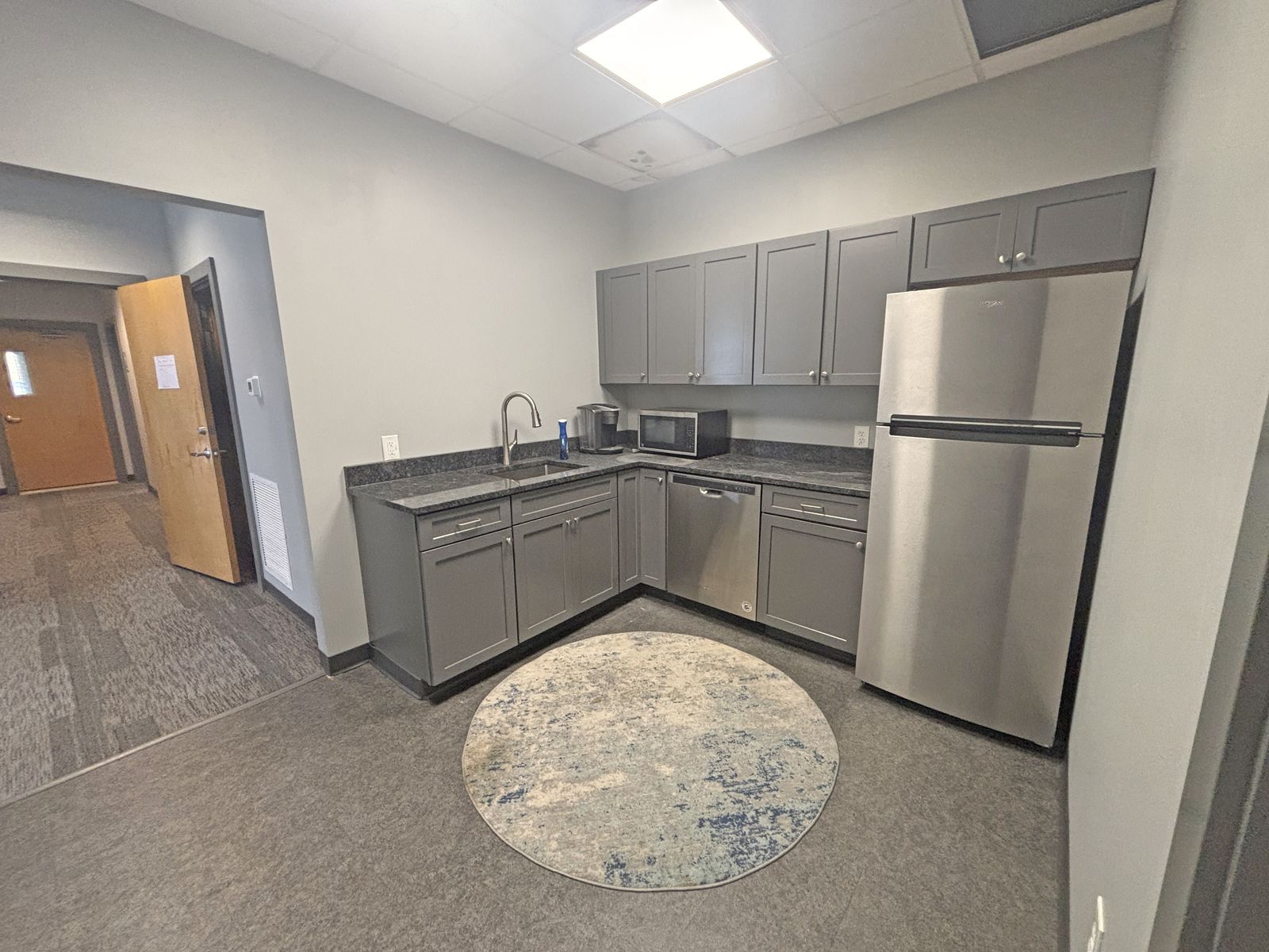 Photo 4 of 299 Hanover Street, Unit: A