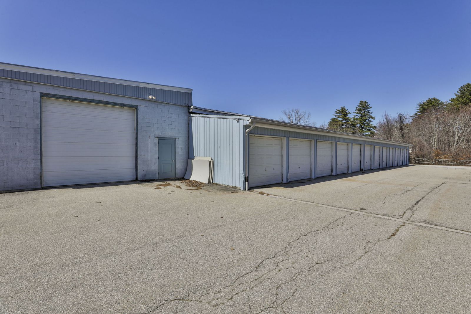 Photo 9 of 1371 Hooksett Rd.