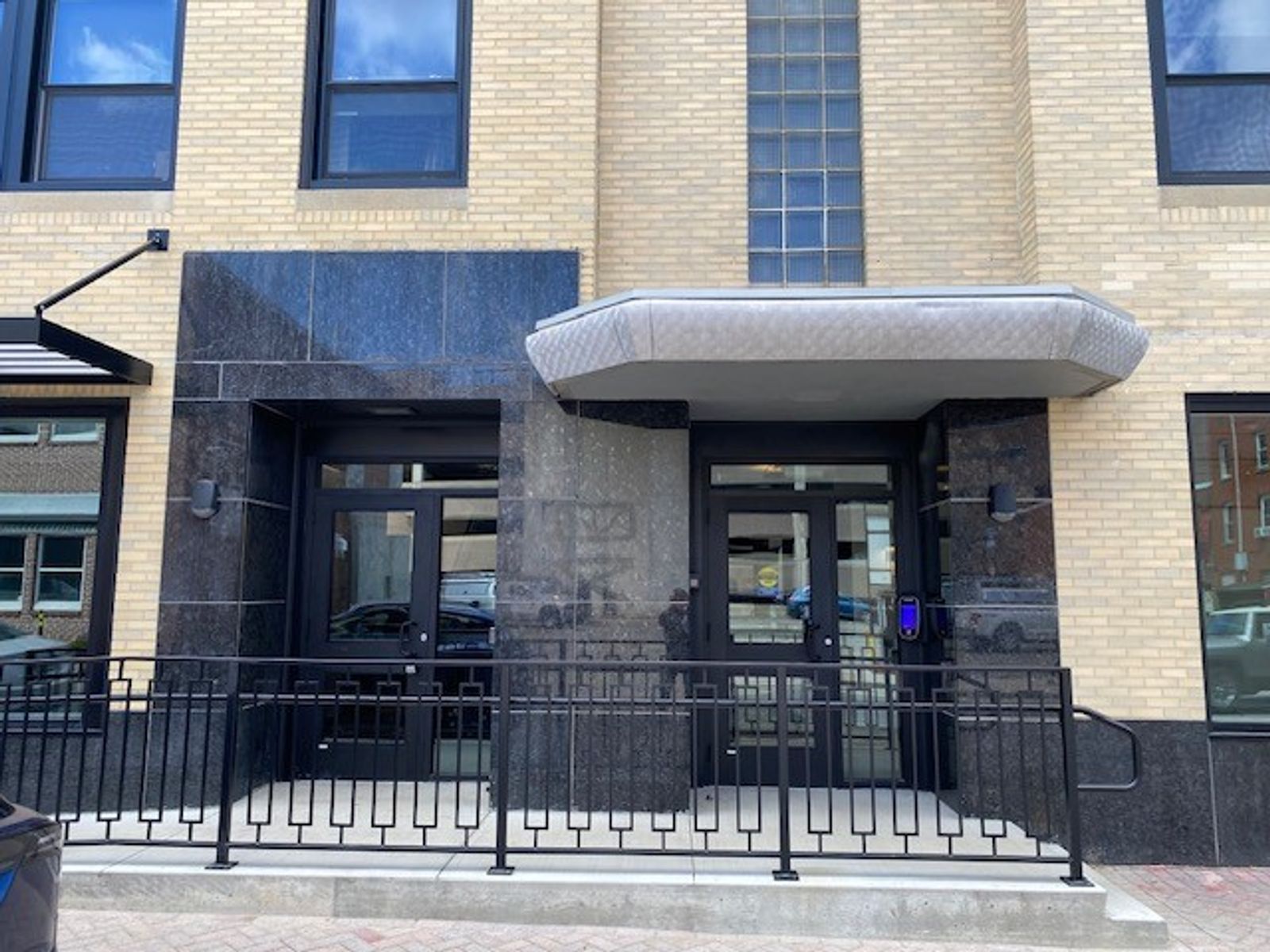 Photo 28 of Trade Center Apartments