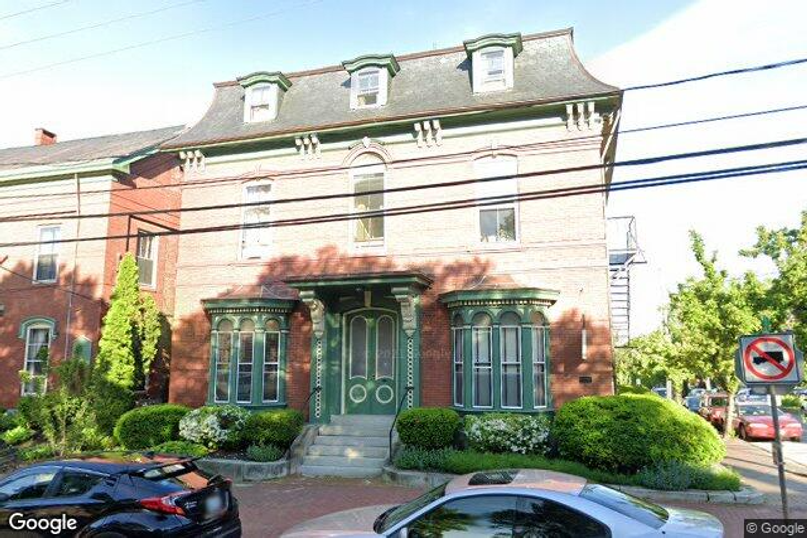 Photo 17 of 158 Danforth St