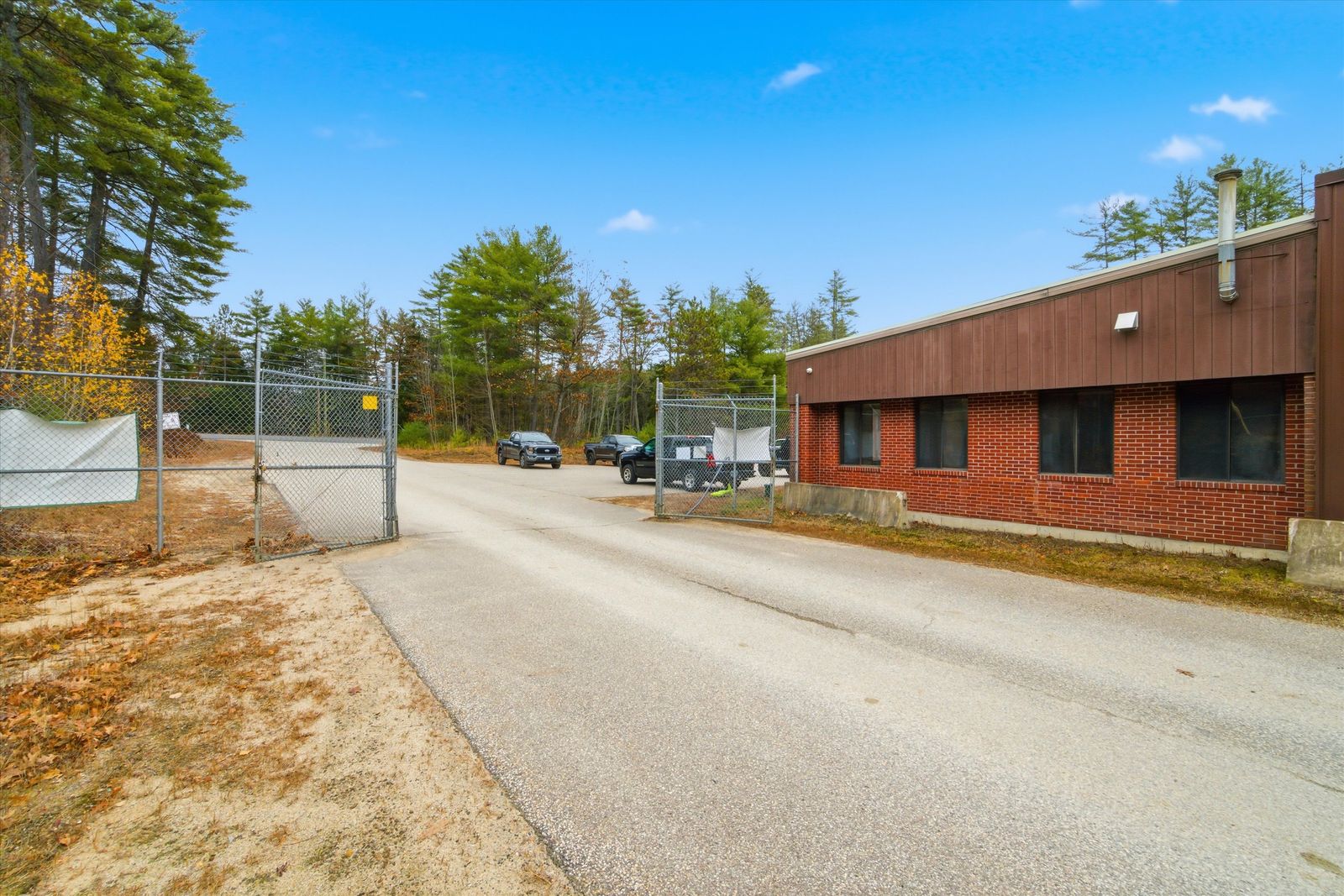 Photo 3 of 104a NH-132