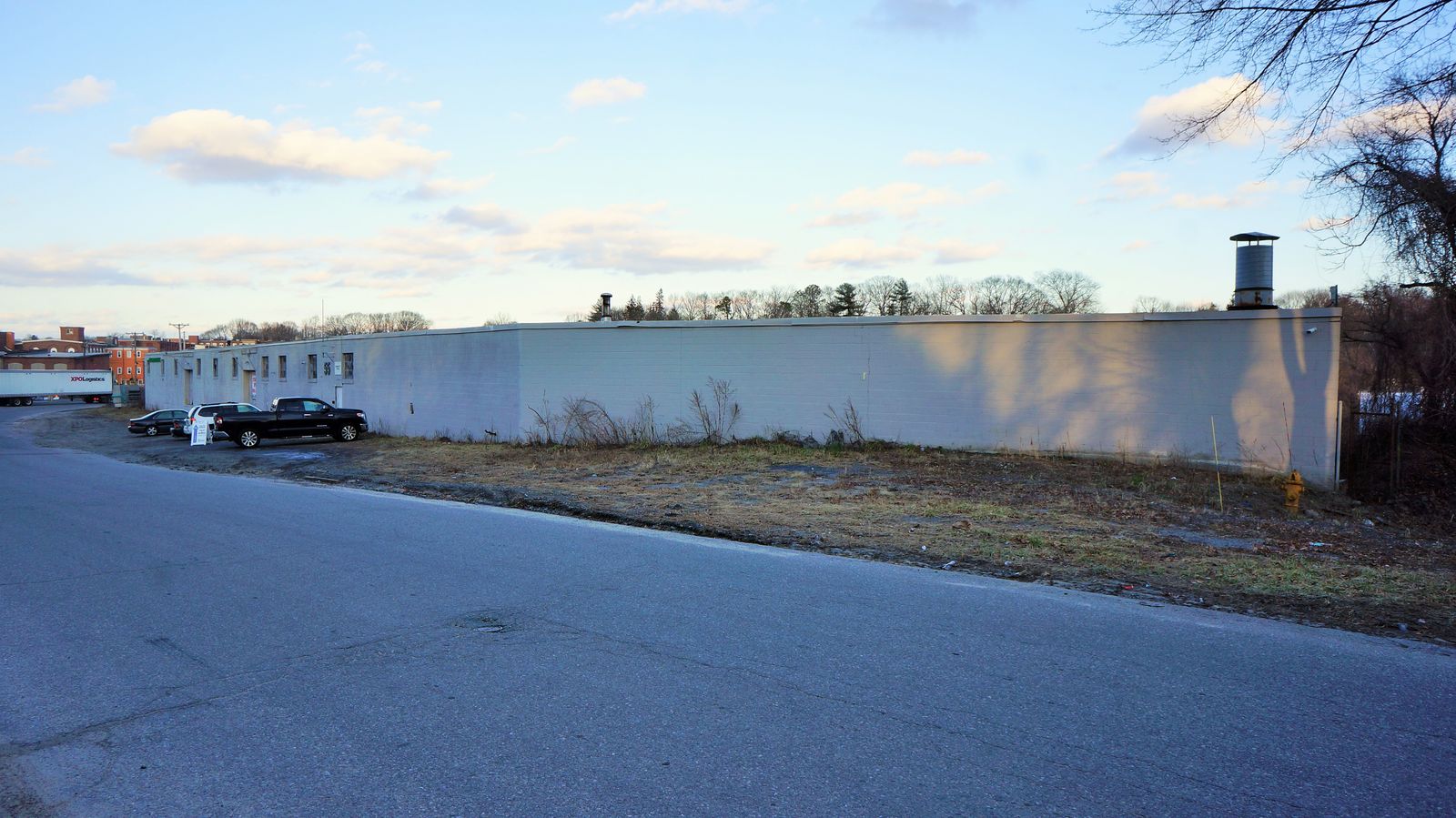 Photo 9 of 55 Industrial Cir