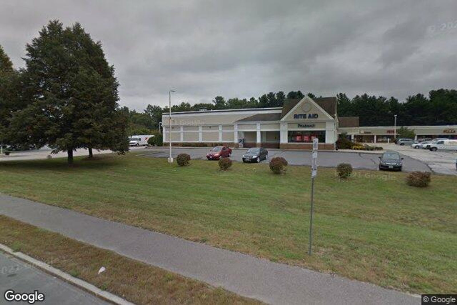 Photo 8 of 123 Nashua Rd