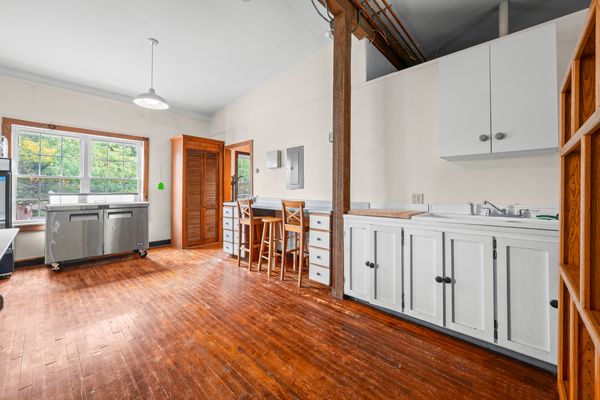 36 King Square, Whitefield