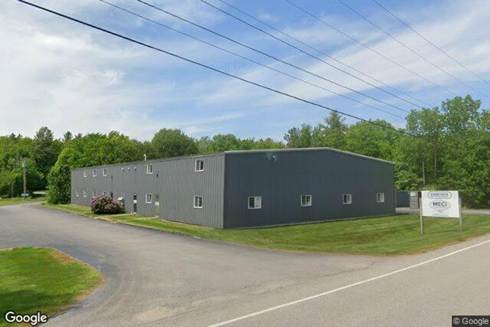 Photo 3 of 17 Pomerleau St