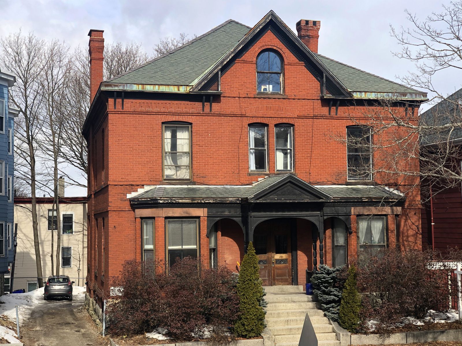Photo 2 of 481 Cumberland Ave