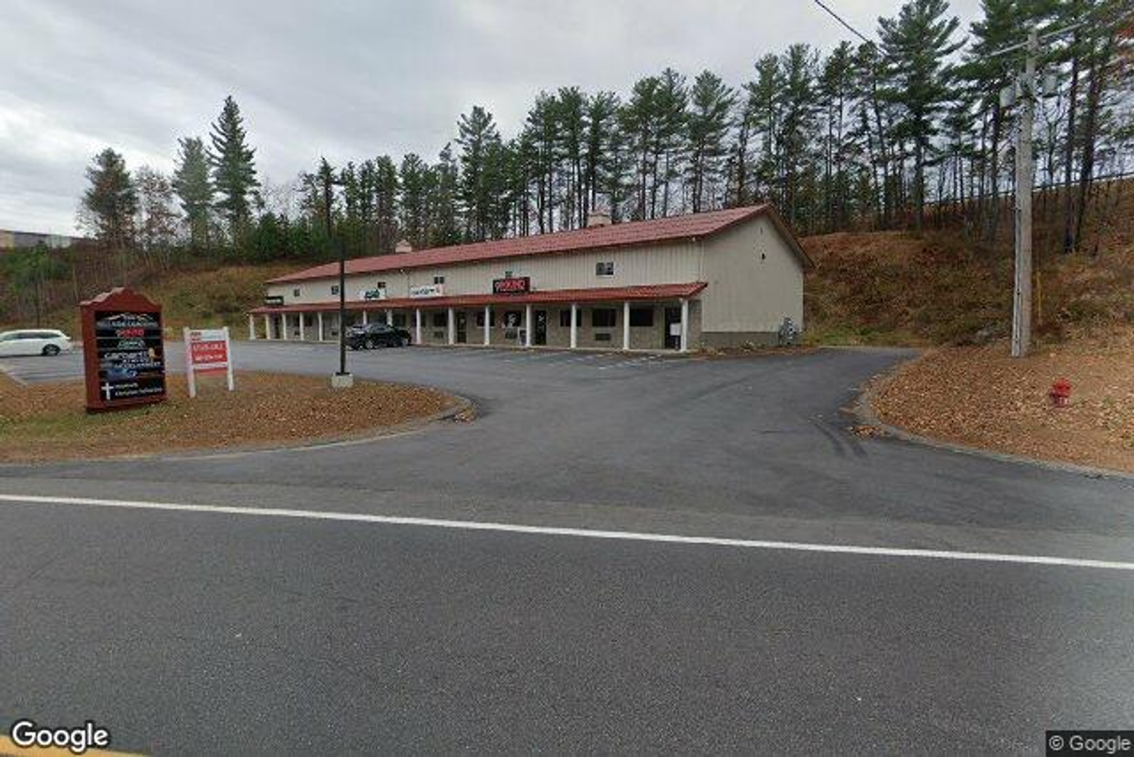 Photo 2 of 290 W River Rd.
