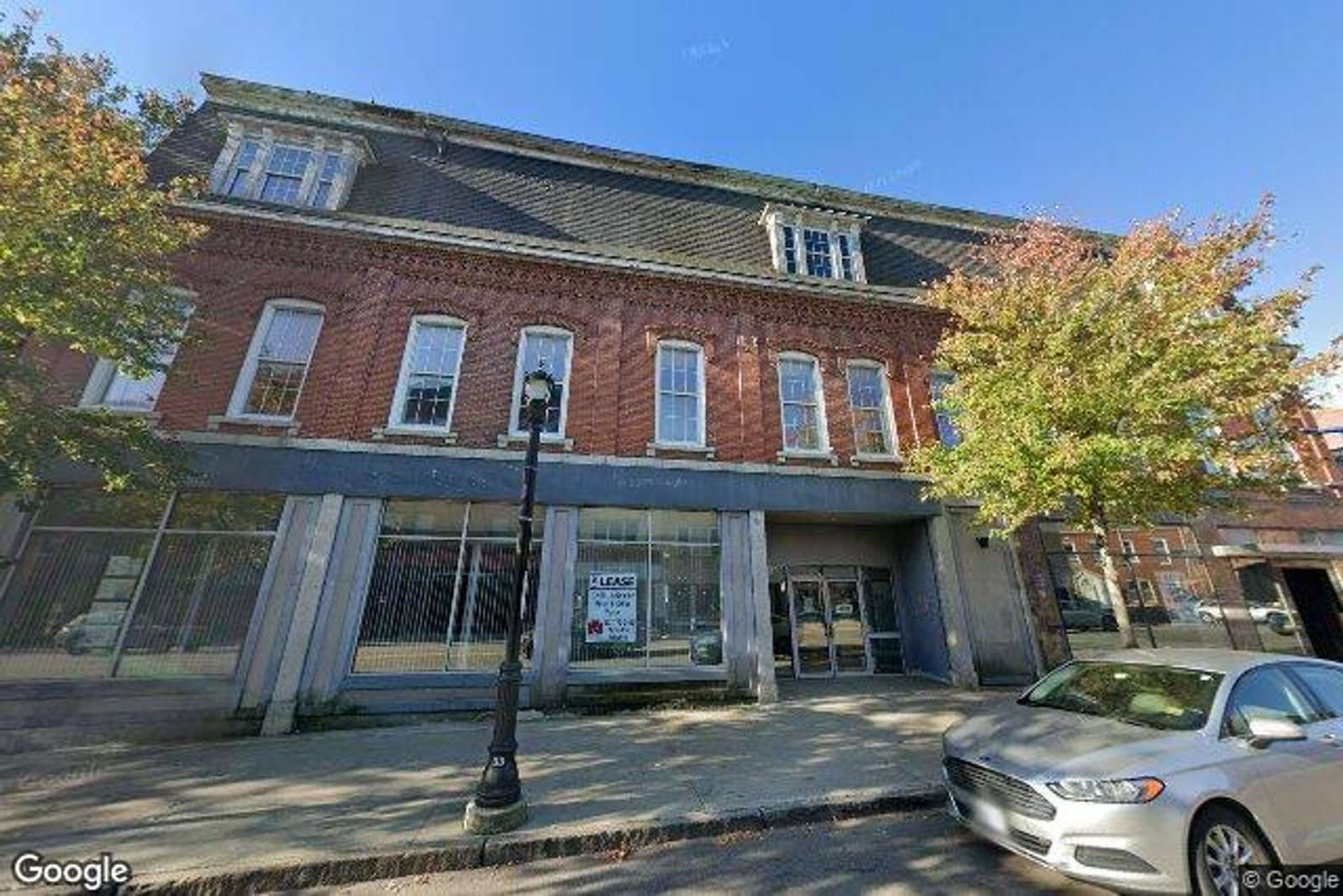 Photo 6 of 163 Main St