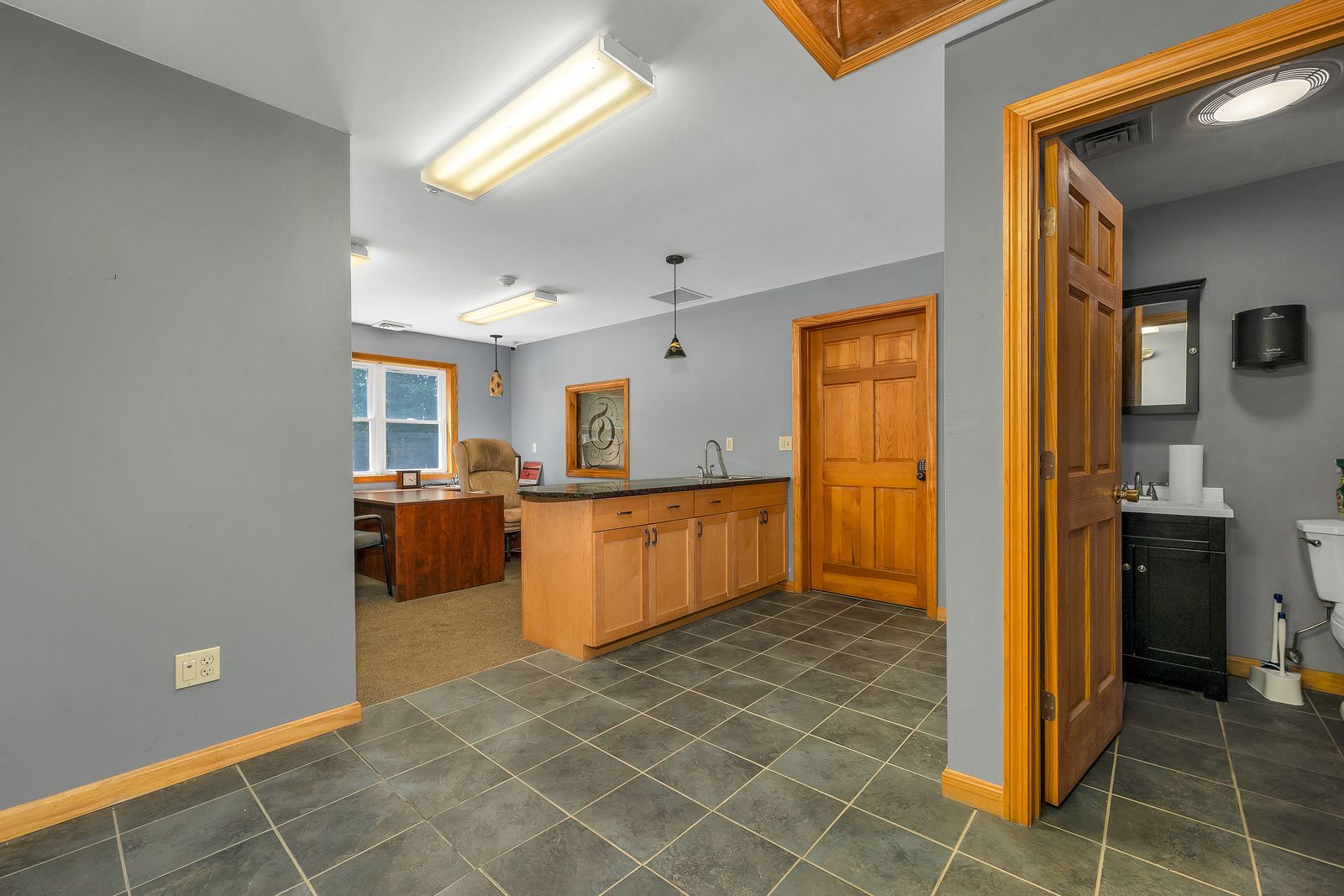 Photo 6 of 147 Middle Rd, Tuftonboro, NH