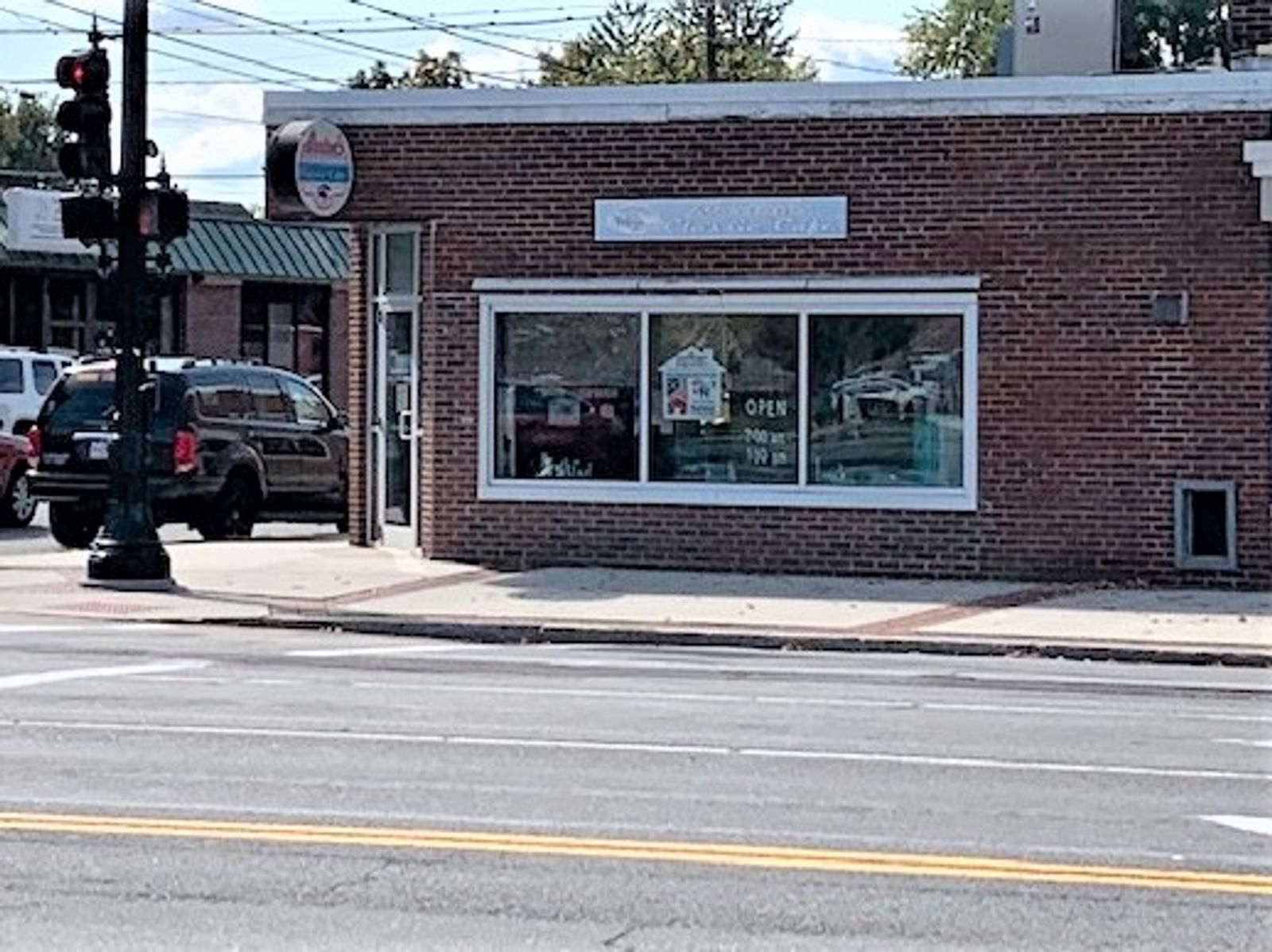 Photo 15 of 233 Main St