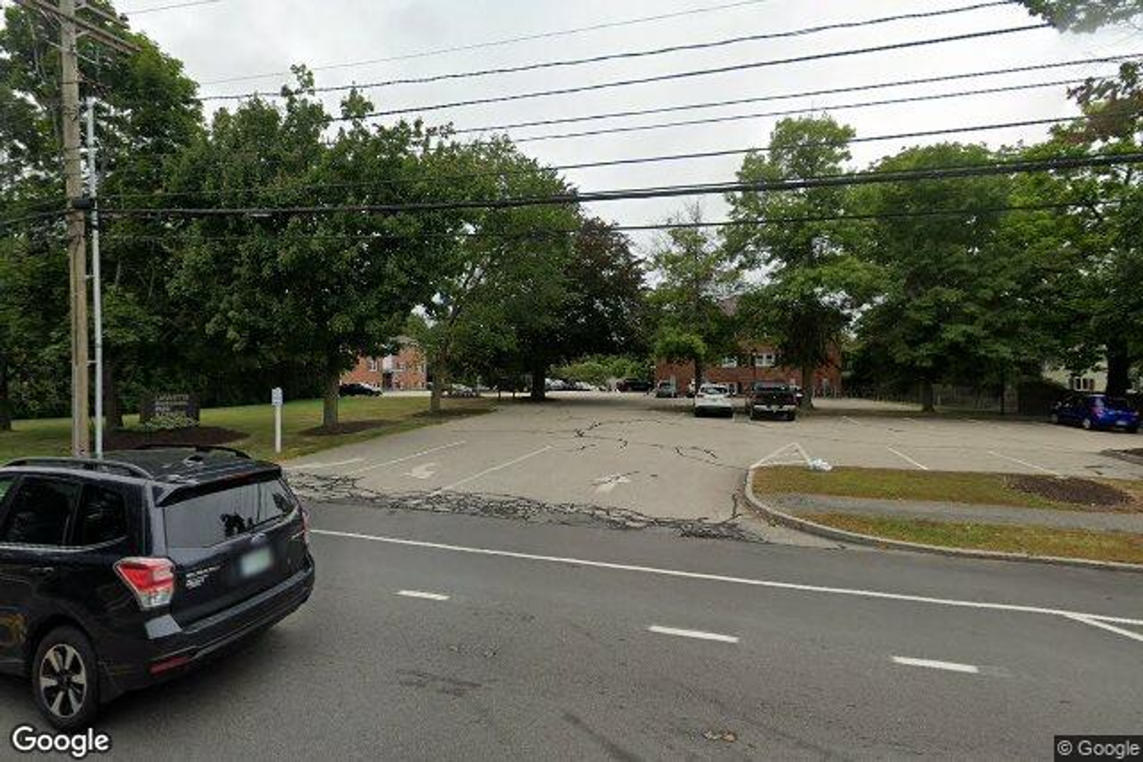 Photo 3 of 278 Lafayette Rd