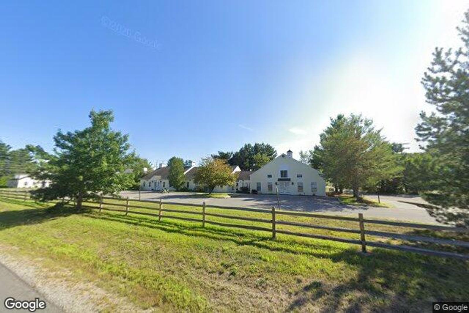 Photo 4 of 31 Old Nashua Rd