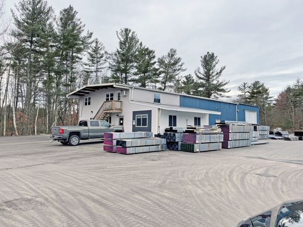 4 Old Nashua Rd