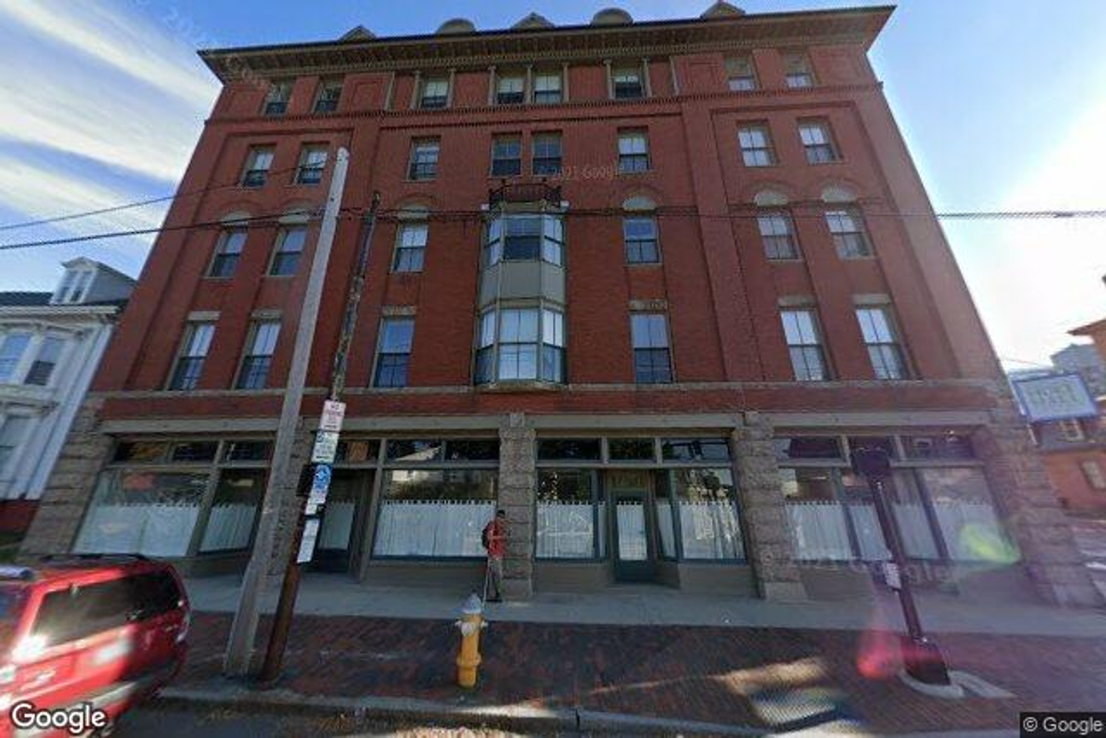Photo 4 of Holt Hall Apt