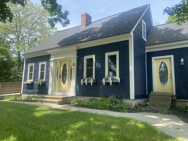 82 Portland Rd, Kennebunk