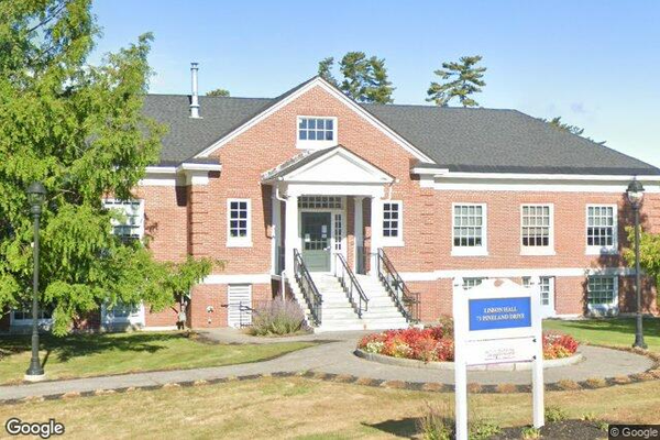 60 Pineland Dr