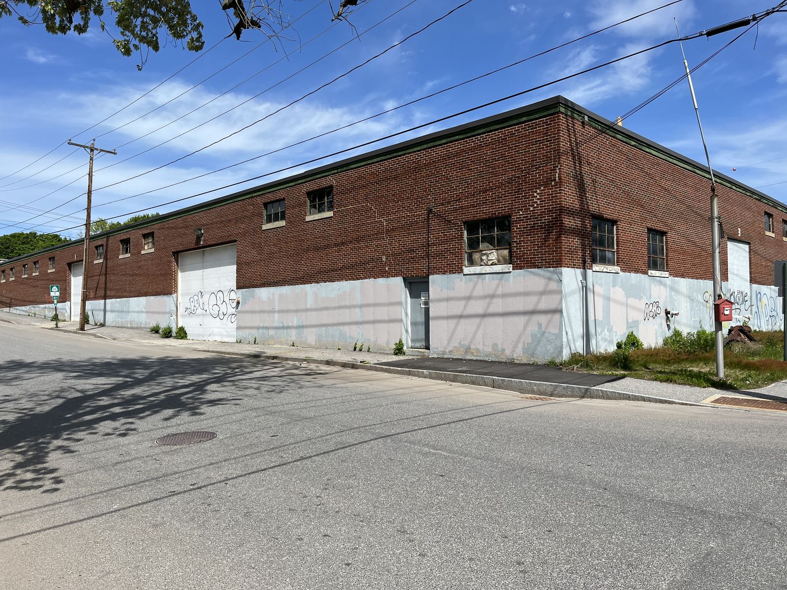 Photo 6 of 16 Bridge St
