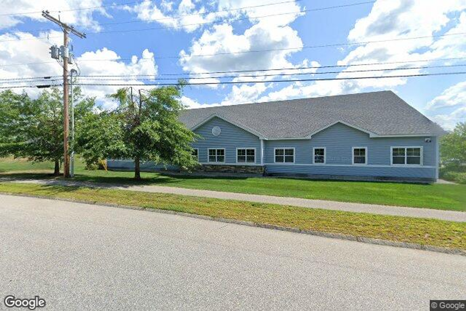 Photo 10 of 19 Henniker St.