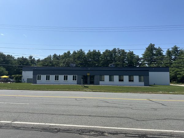 12 Continental Blvd, Merrimack, NH