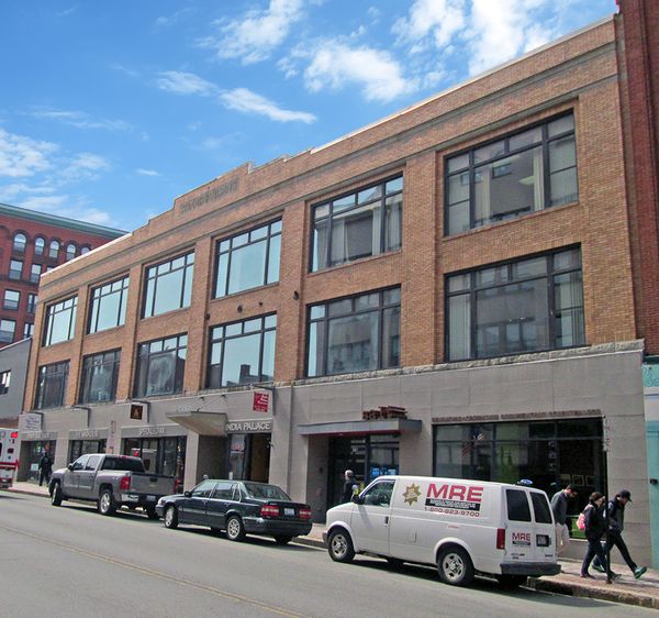 Strand Building