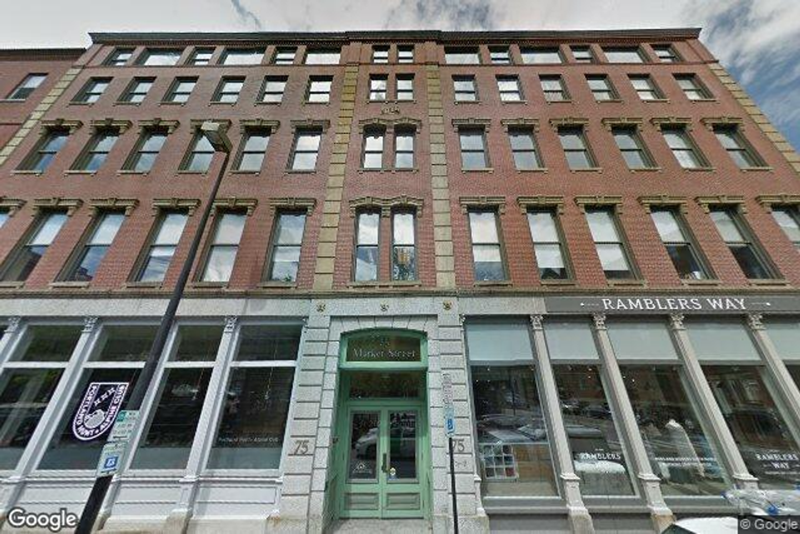 Photo 54 of 75 Market St