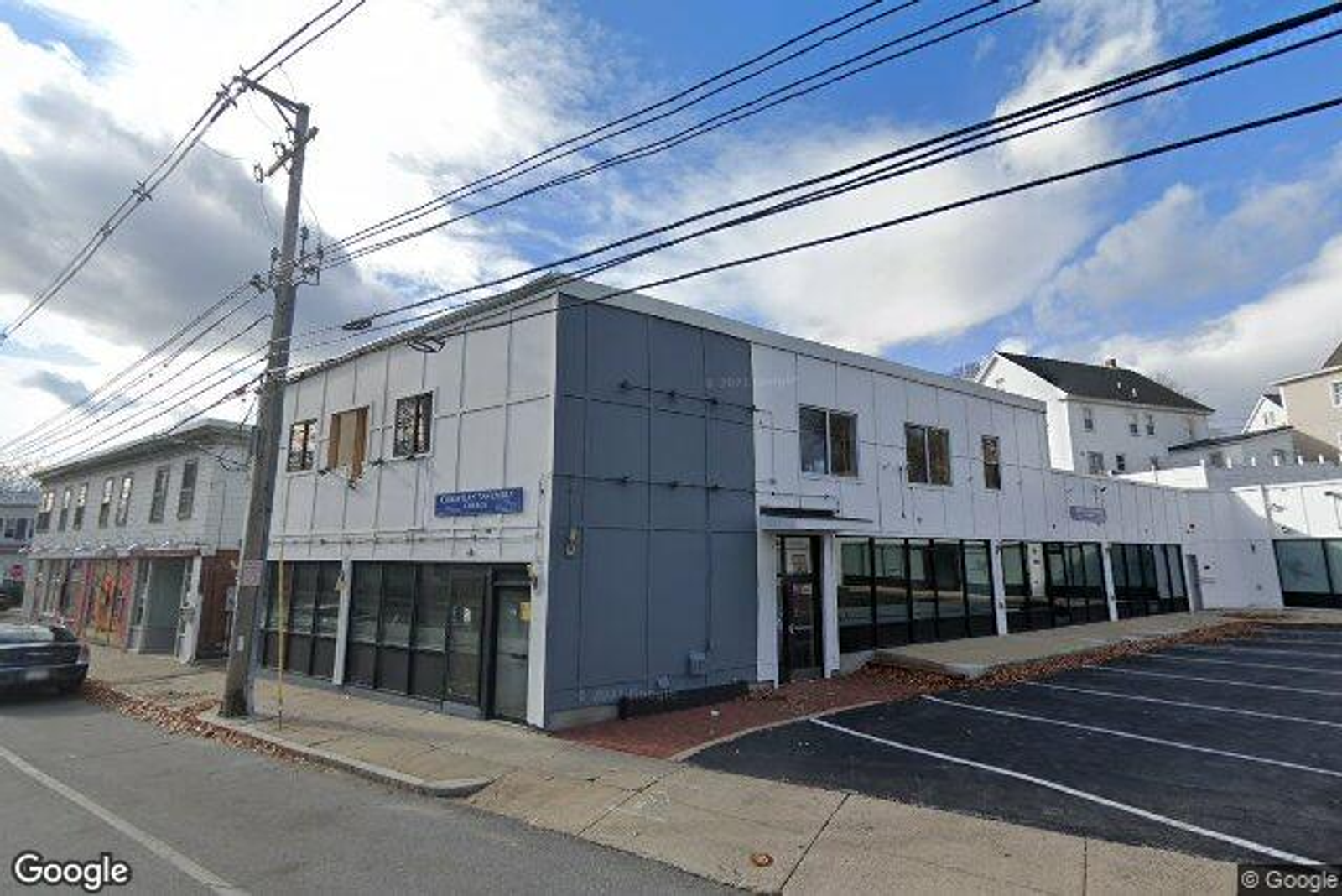 Photo 3 of 115 Chelmsford St