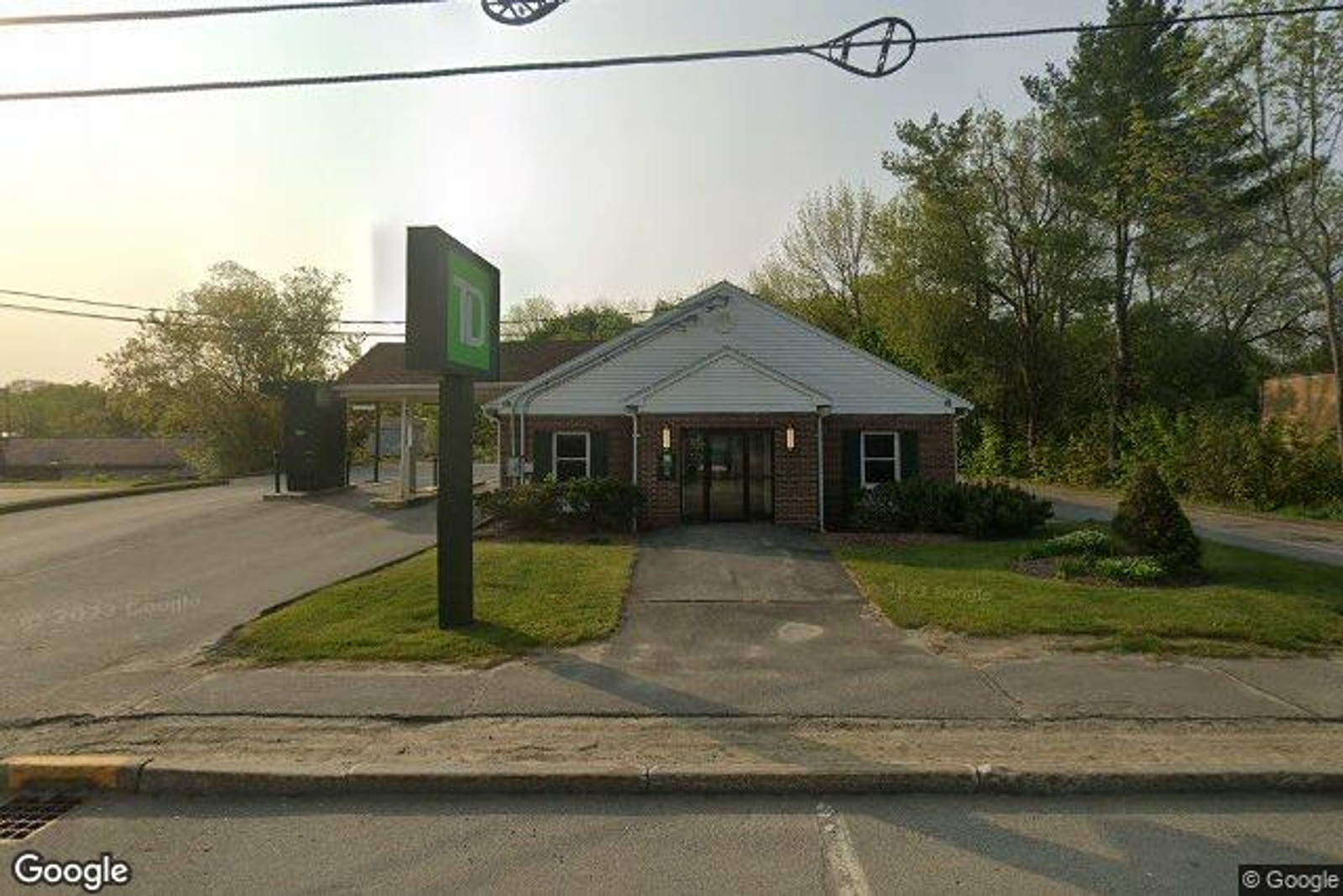 Photo 4 of 112 Main St
