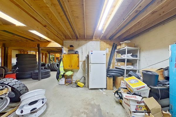 270 West Rd 
