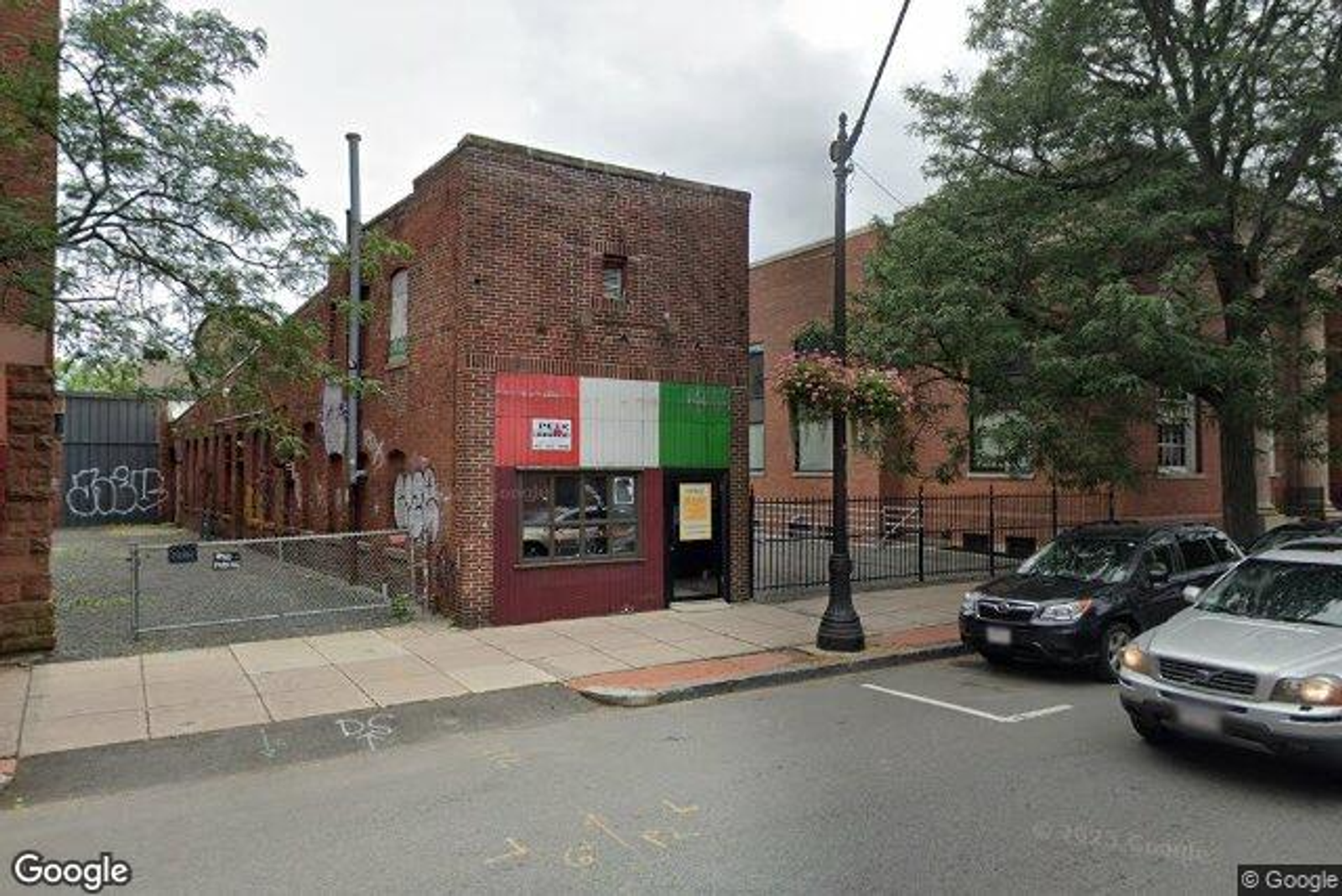 Photo 9 of 71 Pleasant St