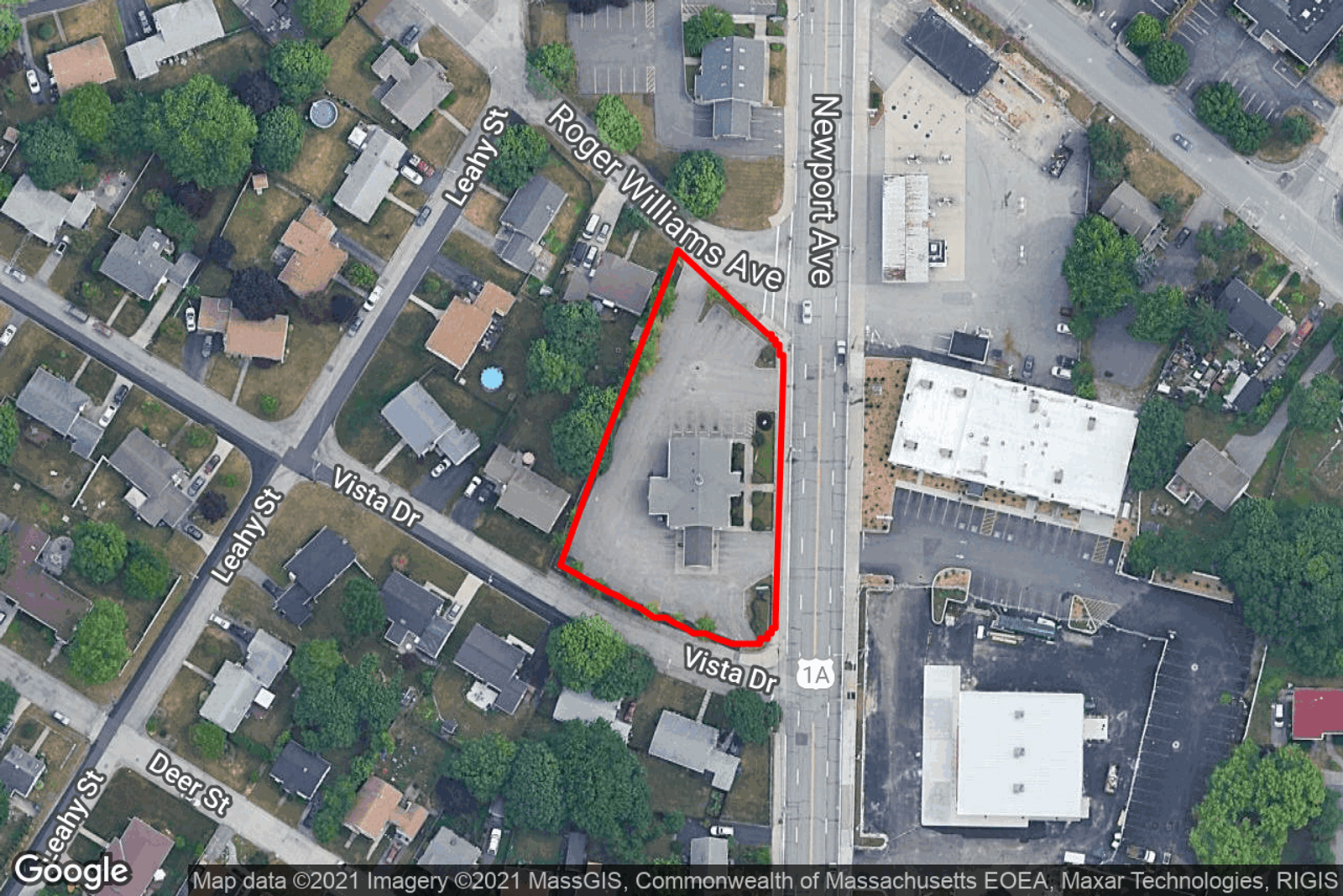 Photo 5 of 275 Newport Ave